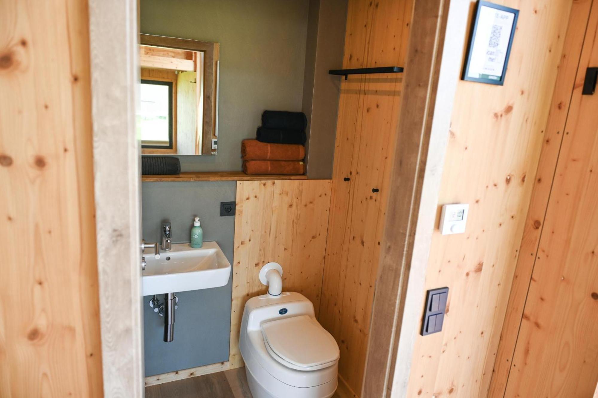 Tiny House Nature 15 Zur Meerseite - Green Tiny Village Harlesiel Каролинензиль Экстерьер фото